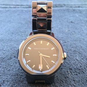 Waterproof onyx watch